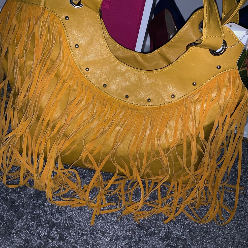 Purse - Picture 3 of 8